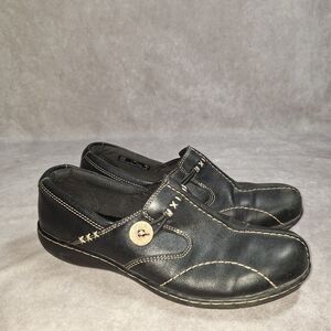 Clarks #35062 Leather Slip On Shoes Comfort Un-loop Womens Size 8M